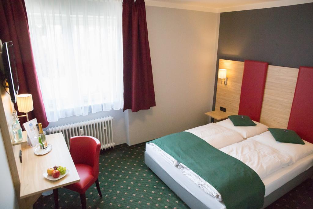 Hotel Cosima Vaterstetten Cameră foto